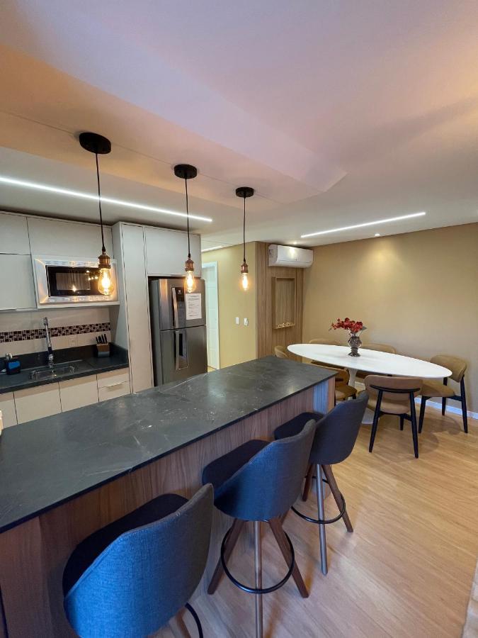 Apartamento Espetacular, 2 Suites, A 30M Da Rua Coberta Gramado Luaran gambar