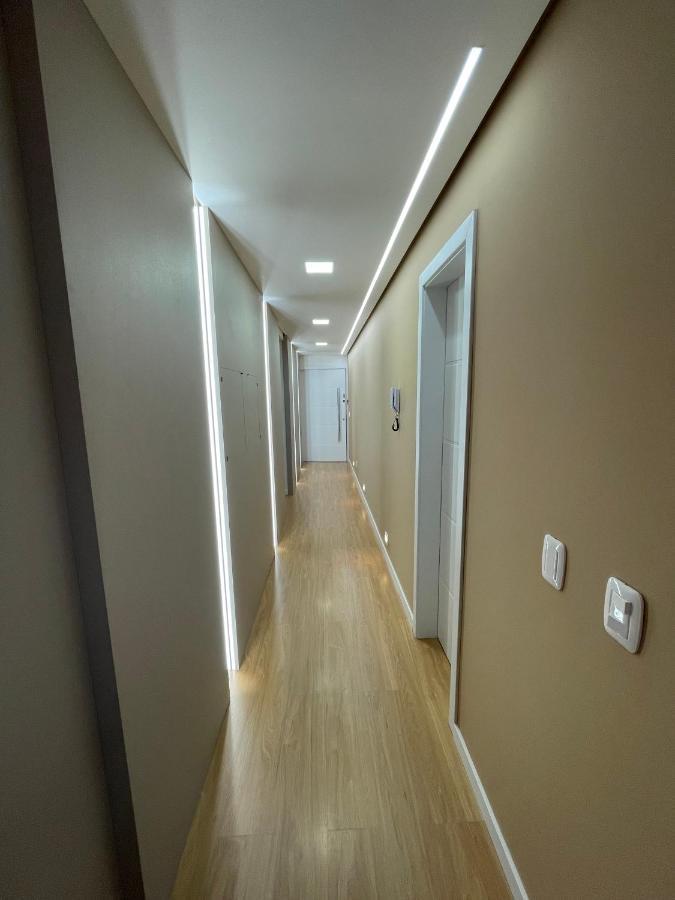 Apartamento Espetacular, 2 Suites, A 30M Da Rua Coberta Gramado Luaran gambar