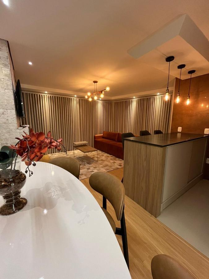 Apartamento Espetacular, 2 Suites, A 30M Da Rua Coberta Gramado Luaran gambar