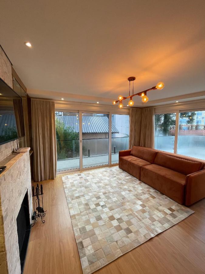 Apartamento Espetacular, 2 Suites, A 30M Da Rua Coberta Gramado Luaran gambar