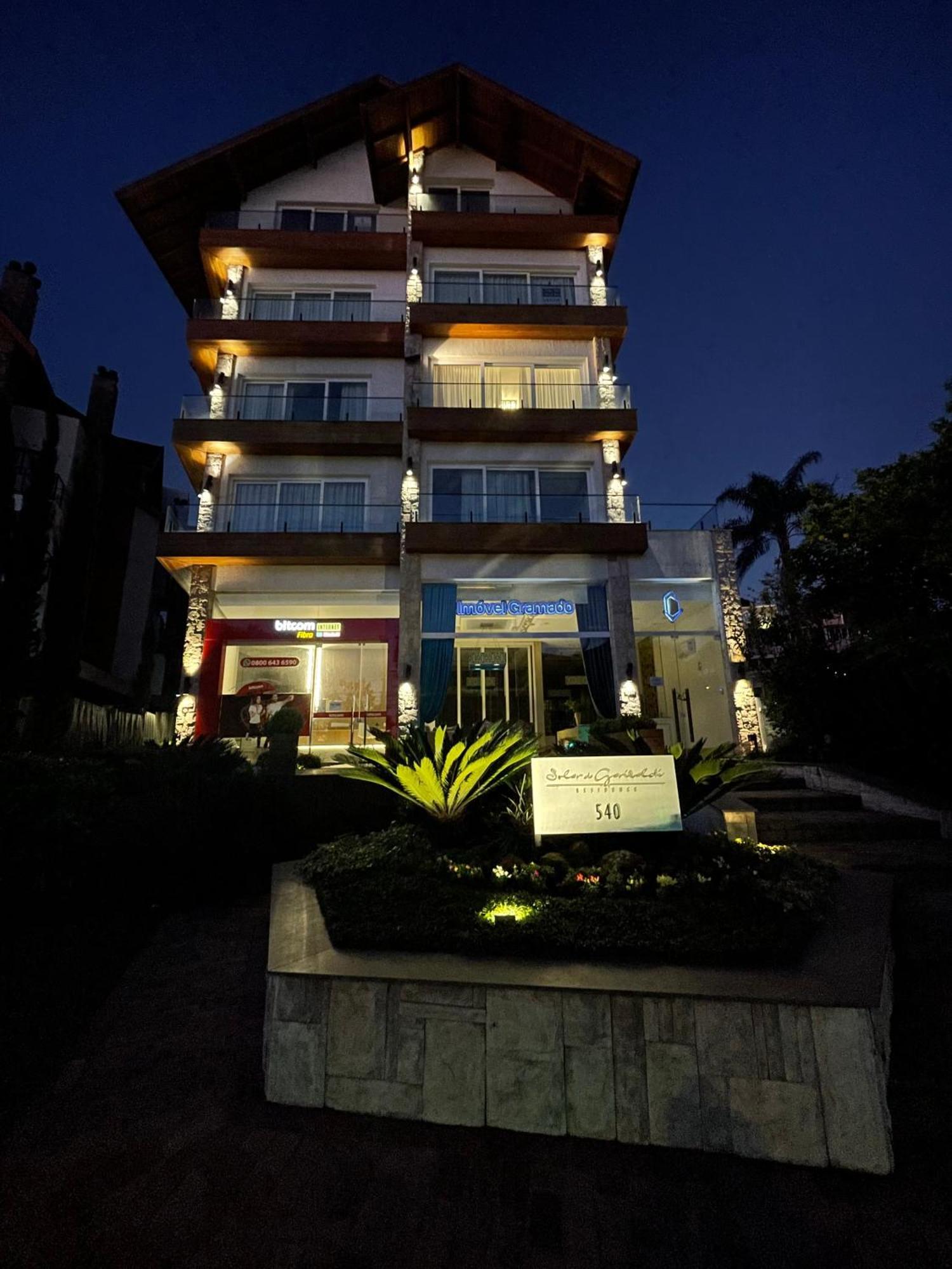 Apartamento Espetacular, 2 Suites, A 30M Da Rua Coberta Gramado Luaran gambar